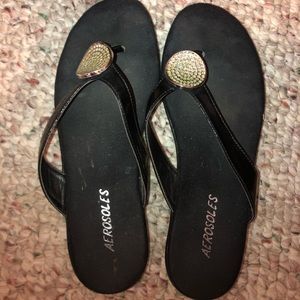Super cute aerosoles sandals with bling